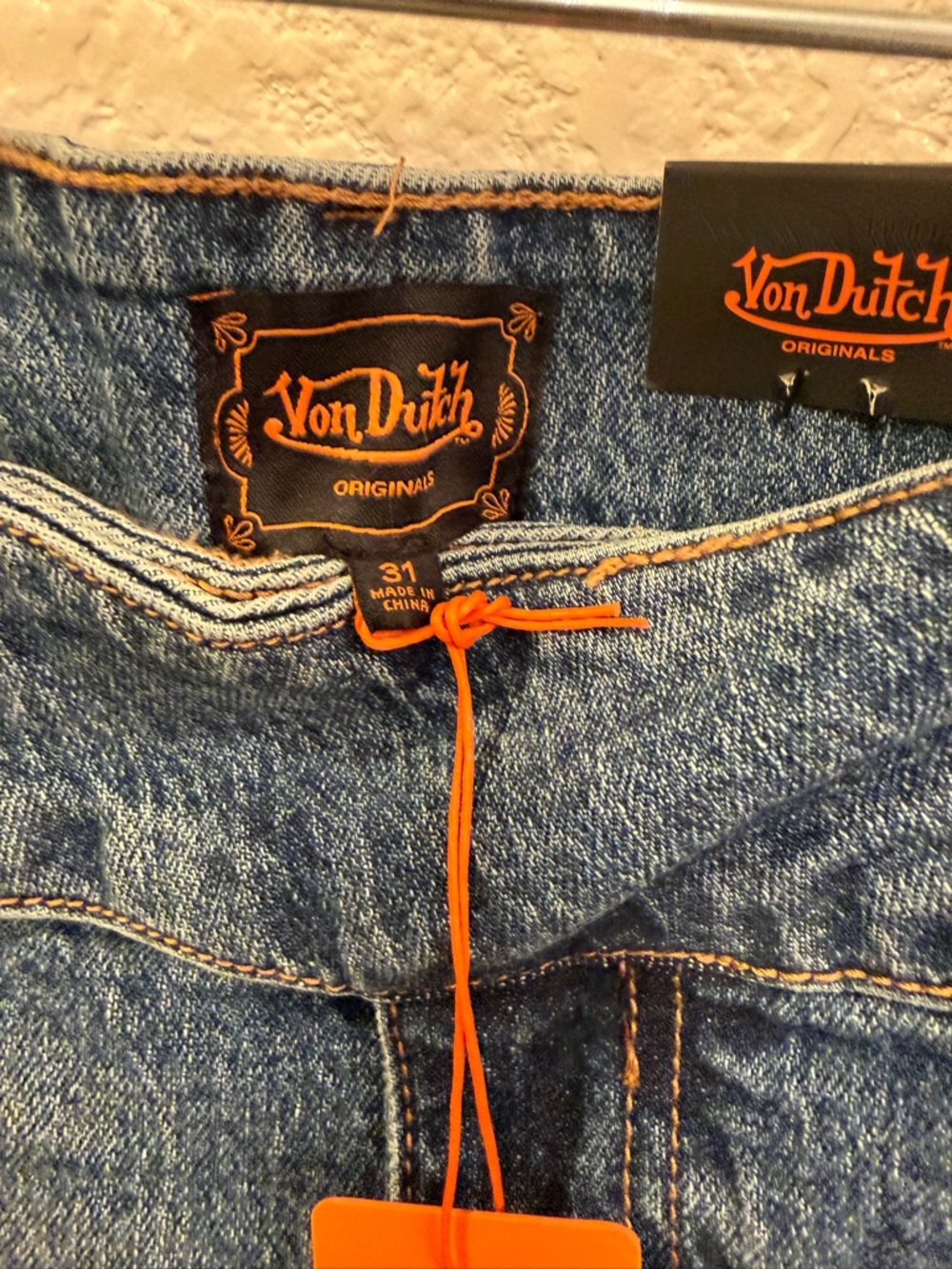 NWT Von Dutch Flare Jeans Y2K Inspired Flying “Eye Balls”Frosted Flared Red Logo - Picture 8 of 17
